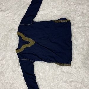 Long sleeve loose shirt